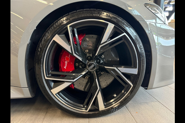 Audi RS6 RS 6 TFSI quattro Ceramic|B&O 3D|4-Wielsturing|Carbon|360 Camera