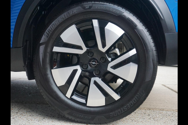Opel Frontera 1.2 Turbo Hybrid GS 7 persoons