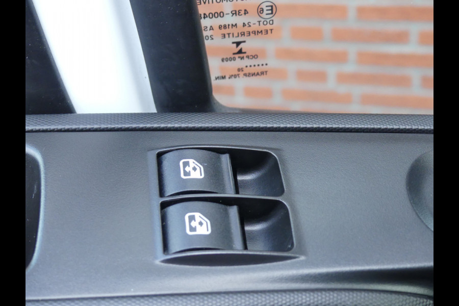 Iveco Daily 35S14V 2.3 410 Meubelbak Laadklep Zijdeur Luchtvering Camera/Airco
