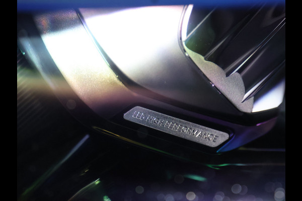 Mercedes-Benz EQA 250 Business Solution Luxury 67 kWh [ADAPTIVE CRUISE, STOELVERWARMING, CAMERA, SFEERVERLICHTING, PDC V + A, CLIMATE, NAVIGATIE, DIGITAL DASH, ELEKTRISCHE ACHTERKLEP, KEYLESS START, DODEHOEKASSISTENT, LED]
