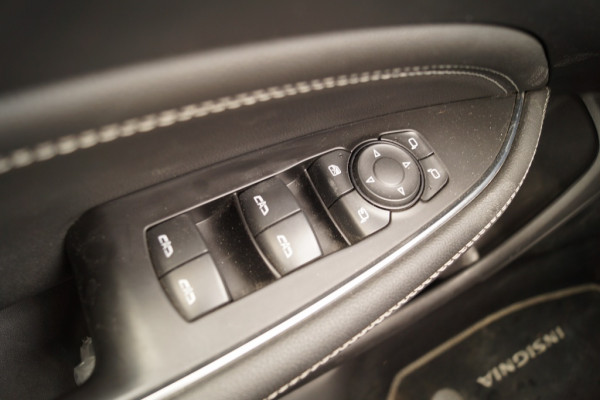 Opel Insignia 1.6 CDTI 110pk Business Executive -ECC-PDC-NAVI-