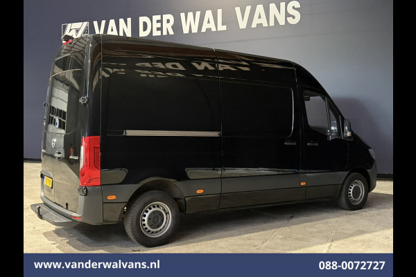 Mercedes-Benz Sprinter 314 CDI 143pk L2H2 Euro6 Airco | Camera | Apple Carplay | Trekhaak | Cruisecontrol Android Auto, Stoelverwarming, 270 Graden Achterdeuren, Parkeersensoren, Bijrijdersbank