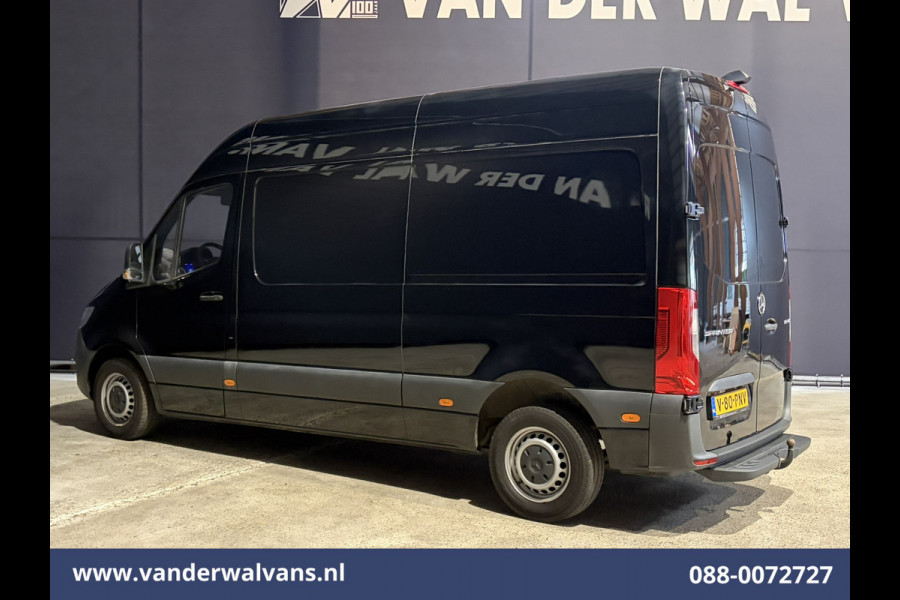 Mercedes-Benz Sprinter 314 CDI 143pk L2H2 Euro6 Airco | Camera | Apple Carplay | Trekhaak | Cruisecontrol Android Auto, Stoelverwarming, 270 Graden Achterdeuren, Parkeersensoren, Bijrijdersbank