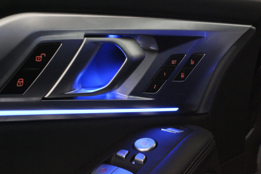 BMW XM PHEV 50e 30 kWh > 22inch/Driving Assistant Professional/Trekhaak....