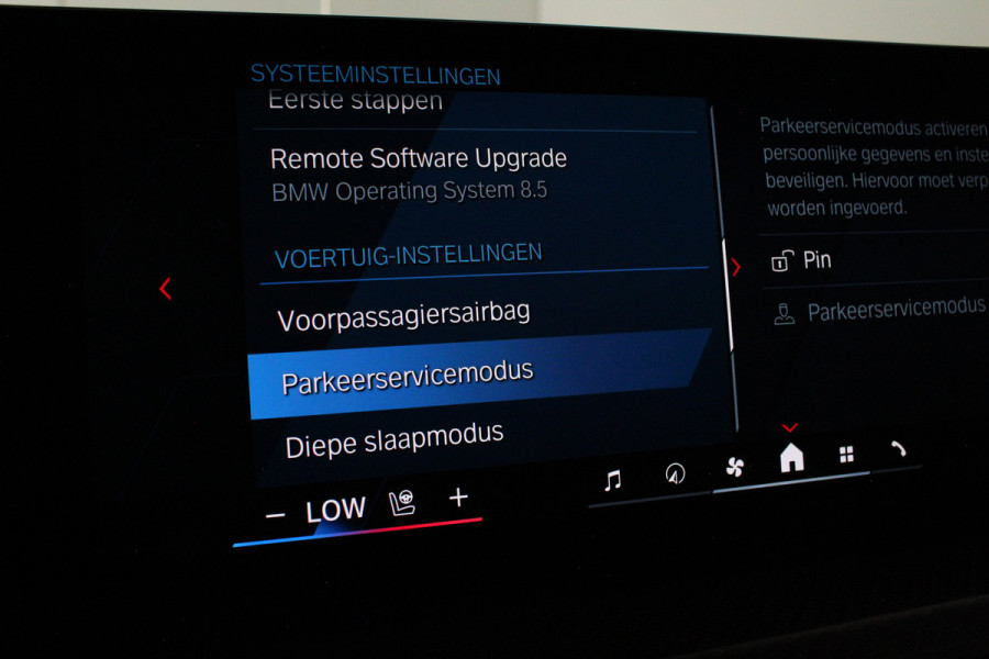 BMW XM PHEV 50e 30 kWh > 22inch/Driving Assistant Professional/Trekhaak....