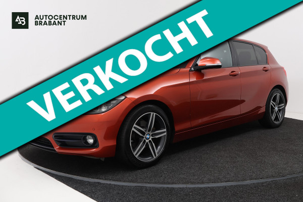 BMW 1-serie 118i Executive Automaat (GROOT-NAVIGATIE, LED, PANORAMADAK, CAMERA, SPORTSTOELEN, GROOTLICHT ASSIST, PDC)