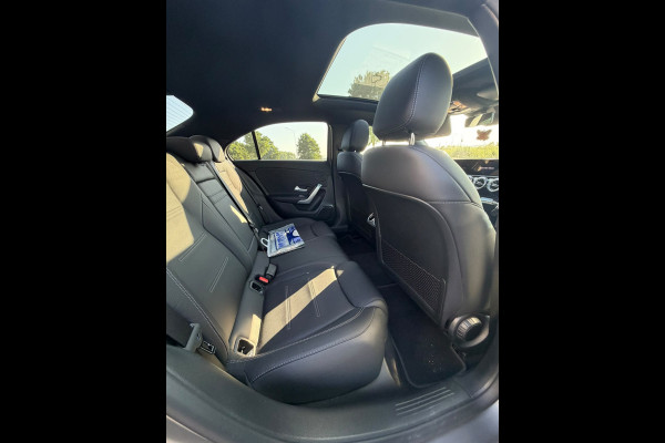 Mercedes-Benz A-Klasse 250 e AMG Limousine MANUFAKTUR|ACC|Night|Keyless-go|Premium Plus|HUD|MULTIBEAM|360°|Advanced sound|19" AMG