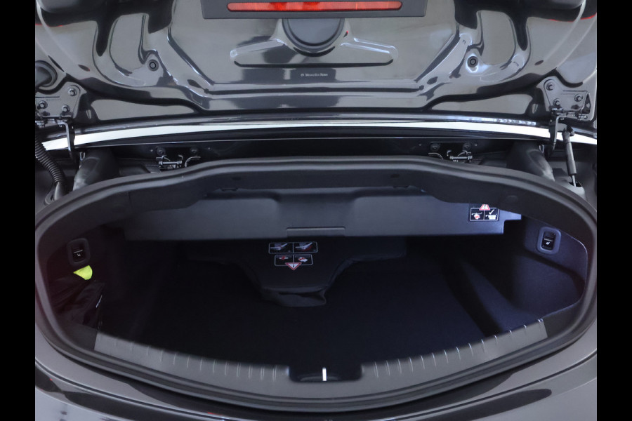 Mercedes-Benz CLE Cabriolet 180 AMG Line Premium pakket | Night pakket | Windschut | 360 graden camera | AIRSCARF| dodenhoekassisitent Premium pakket | Night pakket | Windschut | 360 graden camera | AIRSCARF| dodenhoekassisitent