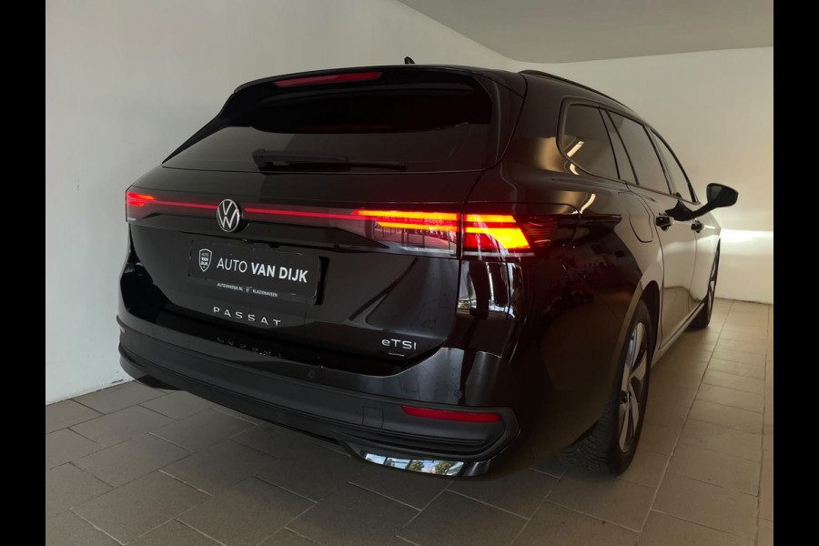 Volkswagen Passat Variant 1.5 eTSI AIRCO NAVI CRUISE BLUETOOT APP CONNECT STOELVERW GROOT SCHERM 17 INCH ZEER NETTE AUTO