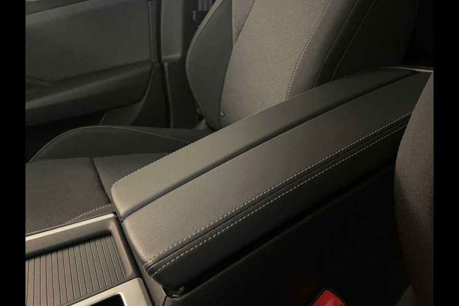 Volkswagen Passat Variant 1.5 eTSI AIRCO NAVI CRUISE BLUETOOT APP CONNECT STOELVERW GROOT SCHERM 17 INCH ZEER NETTE AUTO