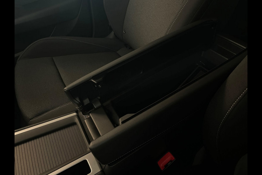 Volkswagen Passat Variant 1.5 eTSI AIRCO NAVI CRUISE BLUETOOT APP CONNECT STOELVERW GROOT SCHERM 17 INCH ZEER NETTE AUTO