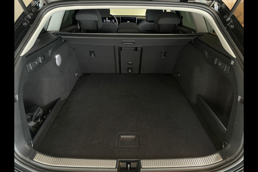 Volkswagen Passat Variant 1.5 eTSI AIRCO NAVI CRUISE BLUETOOT APP CONNECT STOELVERW GROOT SCHERM 17 INCH ZEER NETTE AUTO