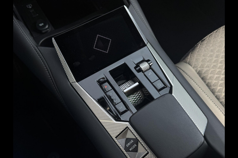 DS DS 4 1.2 PT 130 Automaat Bastille | El. achterklep | Two tone | Apple carplay | Prijs is rijklaar