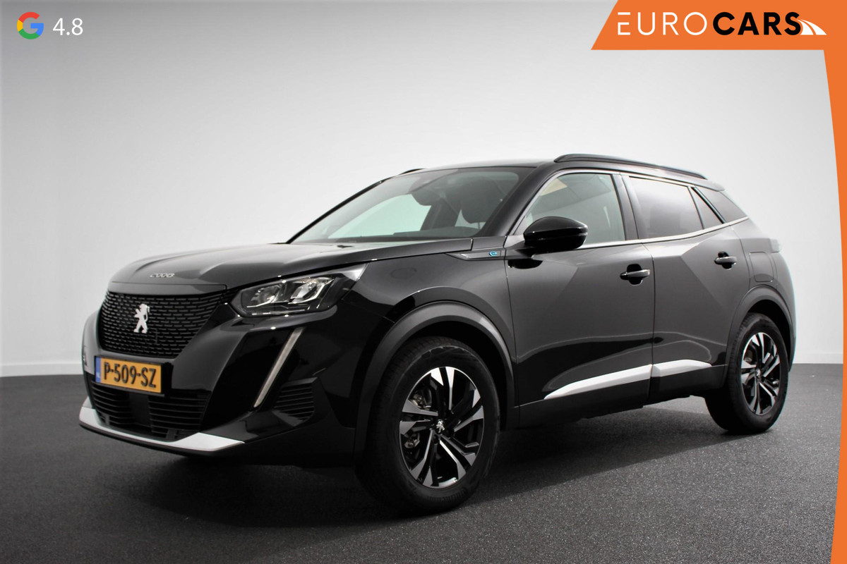 Peugeot e-2008 EV Allure Pack 50 kWh Navigatie Climate control 3D Digitale cockpit Camera Lichtmetalen Velgen