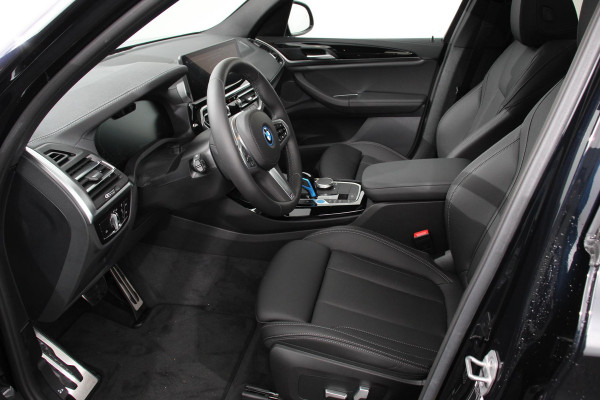 BMW iX3 Executive M-Sport 80 kWh Leder Panoramisch Schuif-Kantel dak Camera Elektrisch bedienbare achterklep Climate control