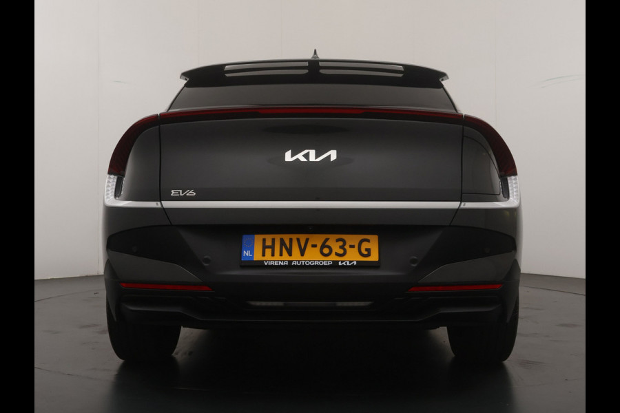 Kia Ev6 Air 84 kWh - Stoel-/stuurverwarming - Cruise Control Adaptief - Climate Control - CarPlay - Fabrieksgarantie tot 05-2033