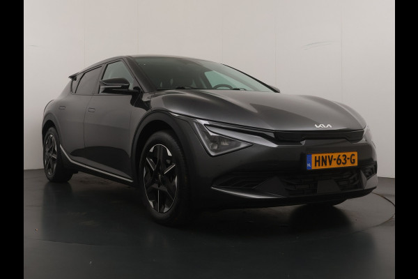 Kia Ev6 Air 84 kWh - Stoel-/stuurverwarming - Cruise Control Adaptief - Climate Control - CarPlay - Fabrieksgarantie tot 05-2033