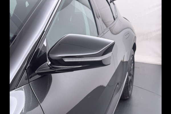 Kia Ev6 Air 84 kWh - Stoel-/stuurverwarming - Cruise Control Adaptief - Climate Control - CarPlay - Fabrieksgarantie tot 05-2033