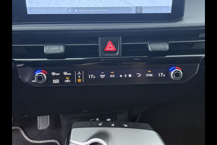 Kia Ev6 Air 84 kWh - Stoel-/stuurverwarming - Cruise Control Adaptief - Climate Control - CarPlay - Fabrieksgarantie tot 05-2033