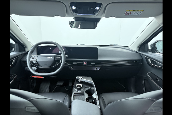 Kia Ev6 Air 84 kWh - Stoel-/stuurverwarming - Cruise Control Adaptief - Climate Control - CarPlay - Fabrieksgarantie tot 05-2033