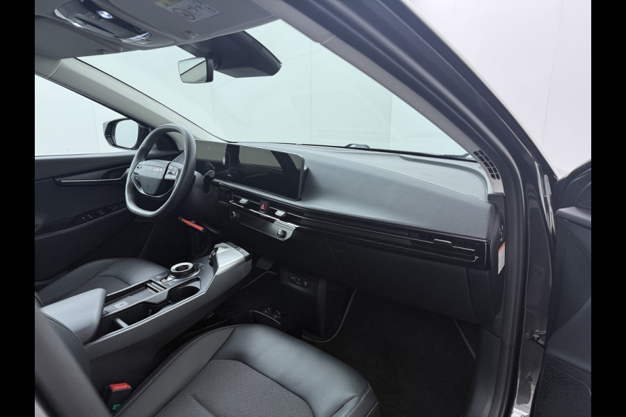 Kia Ev6 Air 84 kWh - Stoel-/stuurverwarming - Cruise Control Adaptief - Climate Control - CarPlay - Fabrieksgarantie tot 05-2033