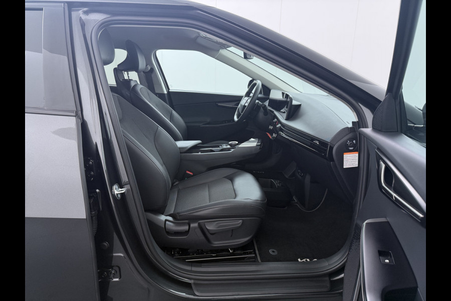 Kia Ev6 Air 84 kWh - Stoel-/stuurverwarming - Cruise Control Adaptief - Climate Control - CarPlay - Fabrieksgarantie tot 05-2033