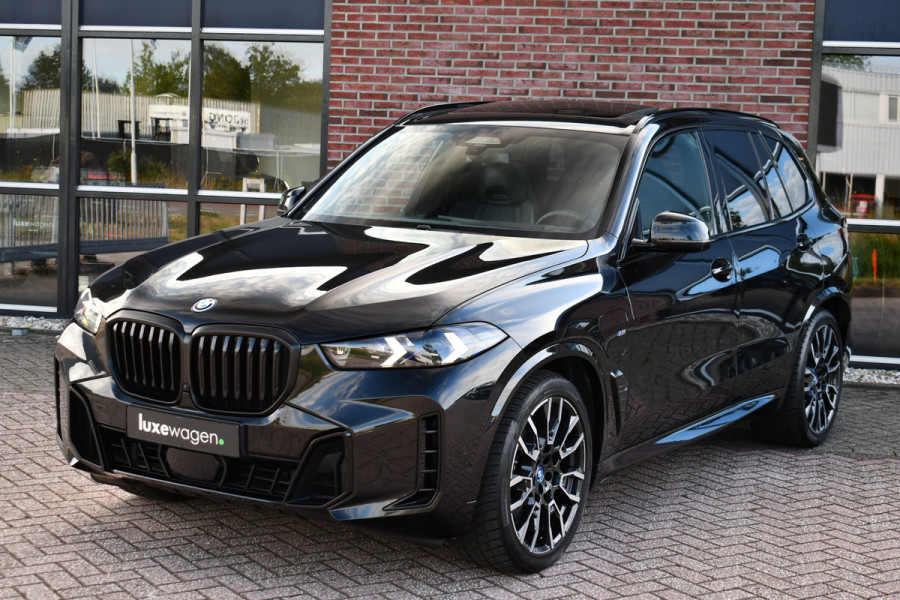 BMW X5 xDrive50e M-Sport Pro M-zetels Pano Trekh ACC 360 HUD H/K Carbon Alc-hemel