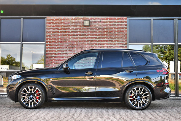 BMW X5 xDrive50e M-Sport Pro M-zetels Pano Trekh ACC 360 HUD H/K Carbon Alc-hemel