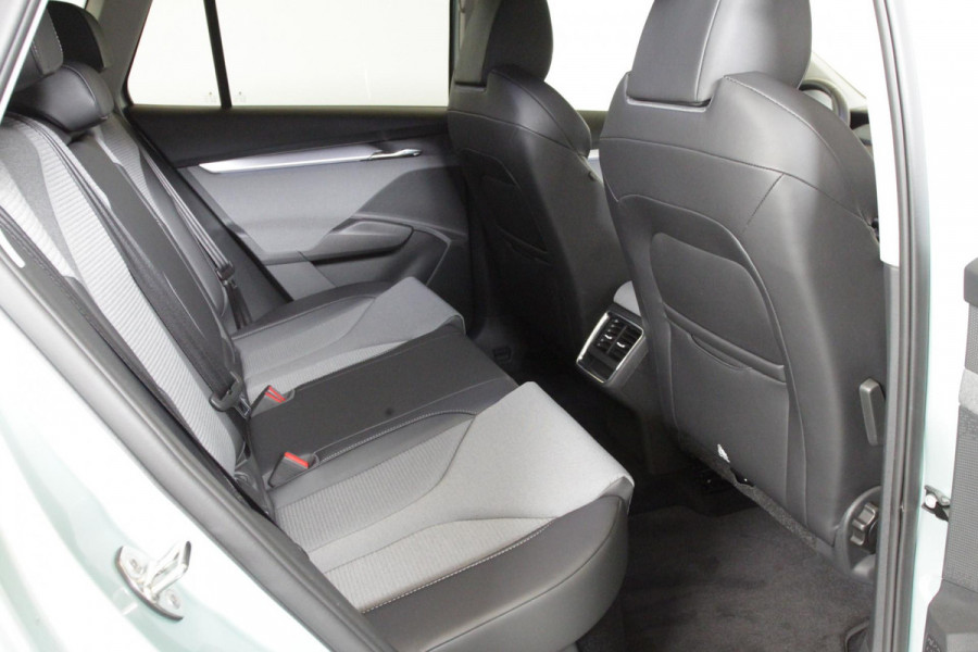 Škoda ENYAQ iV 80 204 pk | Navigatie | Parkeersensoren | Achteruitrijcamera | Matrix LED koplampen | Keyless | Elektr. achterklep | Adaptieve cruise control |