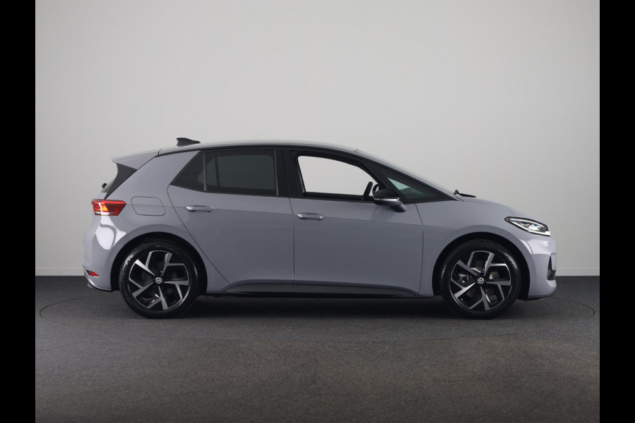Volkswagen ID.3 Life 61 kWh accu 140 kW / 190 PK Hatchback Elektri Achteruitrijcamera | Carplay