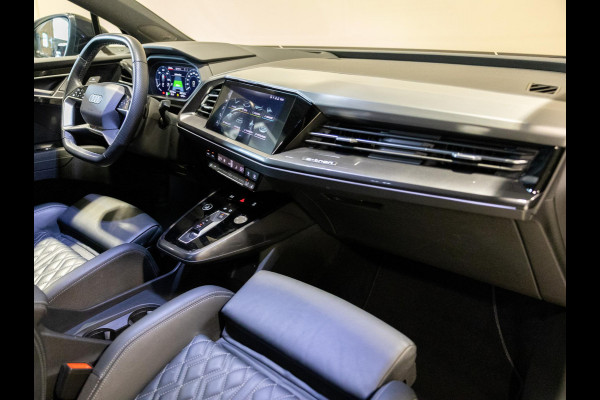 Audi Q4 e-tron 40 Launch edition S Competition 77 kWh 204pk / SoH 92,1 / Panorama dak / Sonos / Dodehoekdetectie / Trekhaak / Stoelverwarming / Apple carplay /
