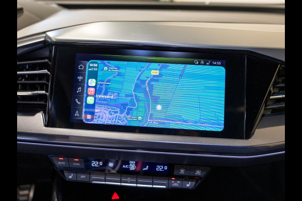 Audi Q4 e-tron 40 Launch edition S Competition 77 kWh 204pk / SoH 92,1 / Panorama dak / Sonos / Dodehoekdetectie / Trekhaak / Stoelverwarming / Apple carplay /