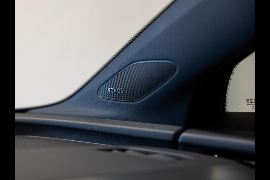 Audi Q4 e-tron 40 Launch edition S Competition 77 kWh 204pk / SoH 92,1 / Panorama dak / Sonos / Dodehoekdetectie / Trekhaak / Stoelverwarming / Apple carplay /