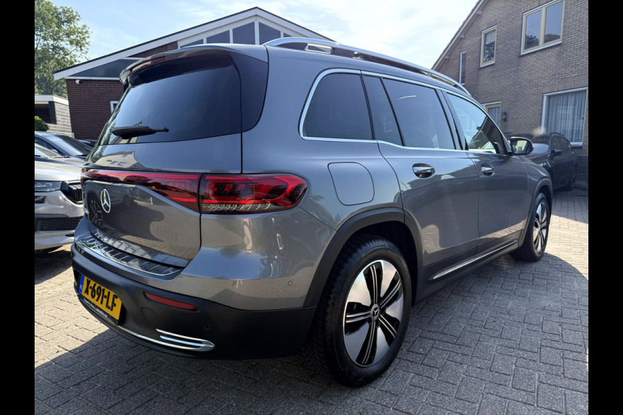 Mercedes-Benz EQB 250+ Business Edit,71 kWh SOH 95.2%, Panormadak, 360 camera, App Connect