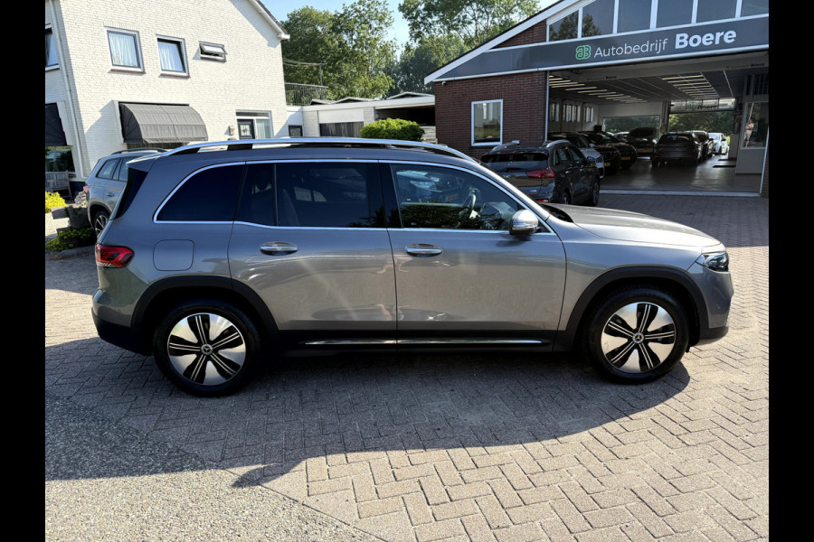 Mercedes-Benz EQB 250+ Business Edit,71 kWh SOH 95.2%, Panormadak, 360 camera, App Connect