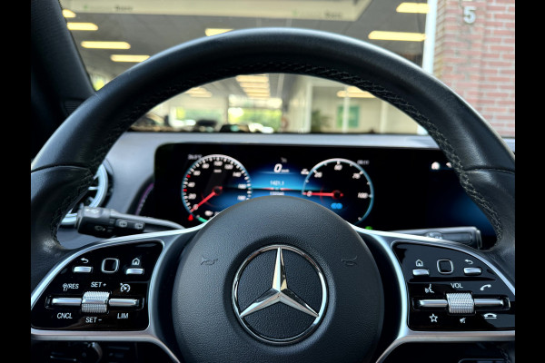 Mercedes-Benz EQB 250+ Business Edit,71 kWh SOH 95.2%, Panormadak, 360 camera, App Connect