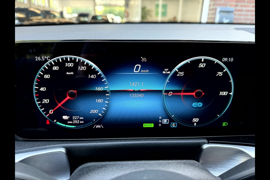Mercedes-Benz EQB 250+ Business Edit,71 kWh SOH 95.2%, Panormadak, 360 camera, App Connect