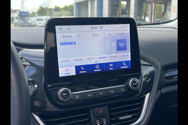 Ford Fiesta Vignale 1.0 EcoBoost 140pk | Panoramadak | Winter Pack | Adaptive cruise control | Led koplampen | Leder | Dodehoek herkenning |