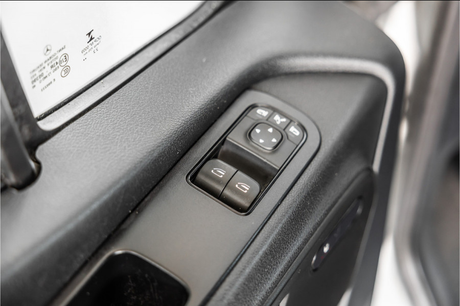 Mercedes-Benz Sprinter 317 1.9 CDI | ACC | LED Koplampen | Camera | Sortimo inrichting | Navigatie | CarPlay | Stoelverwarming | MBUX | Climate control | Stoel/Stoel | Dealer onderhouden | Nieuwe APK