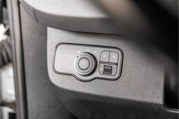 Mercedes-Benz Sprinter 317 1.9 CDI | ACC | LED Koplampen | Camera | Sortimo inrichting | Navigatie | CarPlay | Stoelverwarming | MBUX | Climate control | Stoel/Stoel | Dealer onderhouden | Nieuwe APK