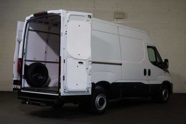 Iveco Daily 35S21 L2 H2 H-Matic 3.5T Trekhaak