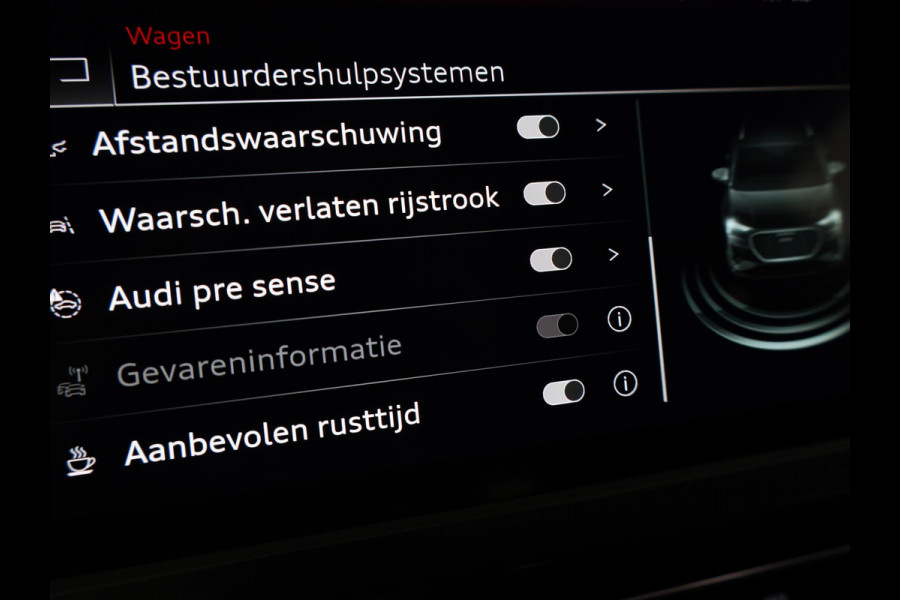 Audi Q4 e-tron 50 quattro Launch edition S Competition 77 kWh 299 pk | Navigatie | Warmtepomp | Trekhaak (wegklapbaar) | Parkeersensoren | Achteruitrijcamera | Elektr. voorstoelen | S-Line |