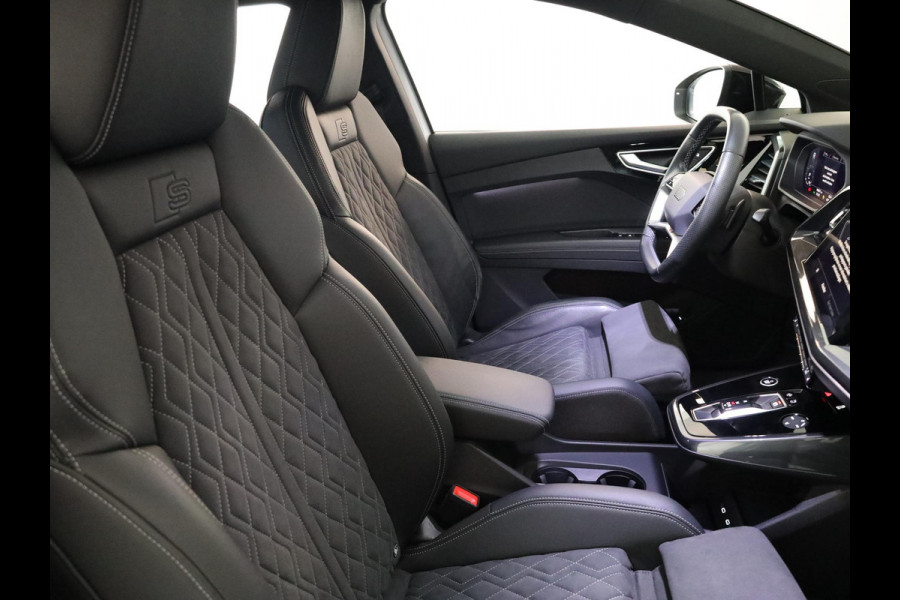 Audi Q4 e-tron 50 quattro Launch edition S Competition 77 kWh 299 pk | Navigatie | Warmtepomp | Trekhaak (wegklapbaar) | Parkeersensoren | Achteruitrijcamera | Elektr. voorstoelen | S-Line |