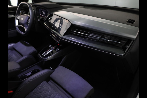 Audi Q4 e-tron 50 quattro Launch edition S Competition 77 kWh 299 pk | Navigatie | Warmtepomp | Trekhaak (wegklapbaar) | Parkeersensoren | Achteruitrijcamera | Elektr. voorstoelen | S-Line |