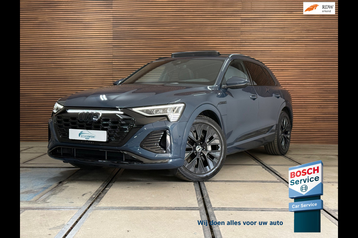 Audi Q8 e-tron 55 quattro S-line Black Edition 115 kWh | 408PK | Pano | Trekhaak | Matrix Led | B&O Sound | Ambient | 21inch |