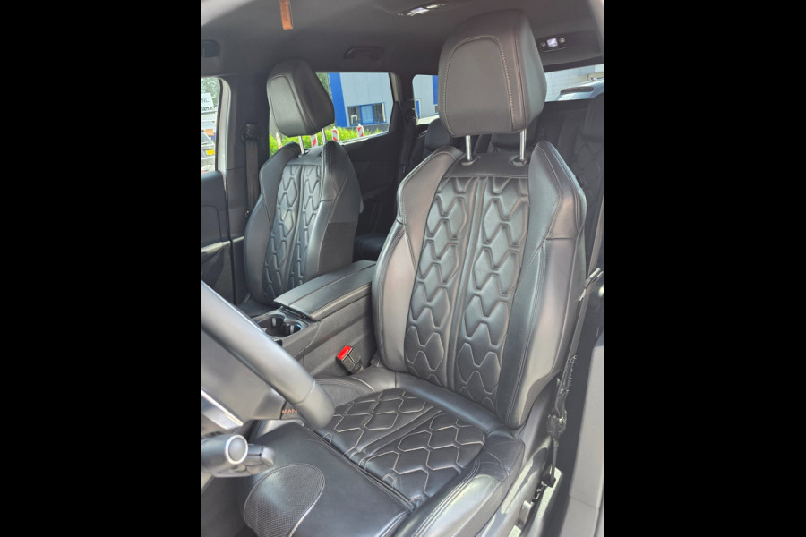 Peugeot 5008 1.2 PureTech GT-Line Avantage | LEDER | 180 CAMERA | FOCAL | STOELVERWARMING