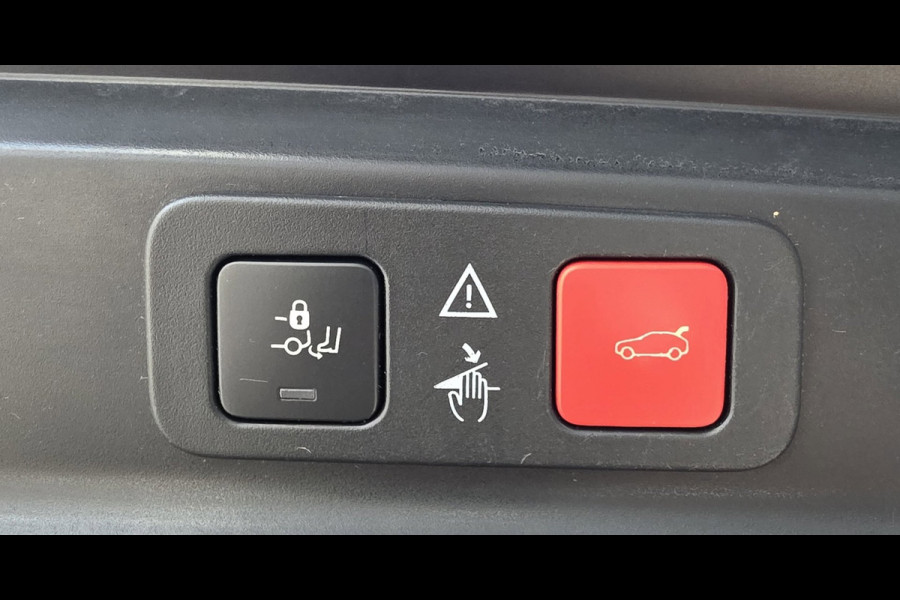 Peugeot 5008 1.2 PureTech GT-Line Avantage | LEDER | 180 CAMERA | FOCAL | STOELVERWARMING