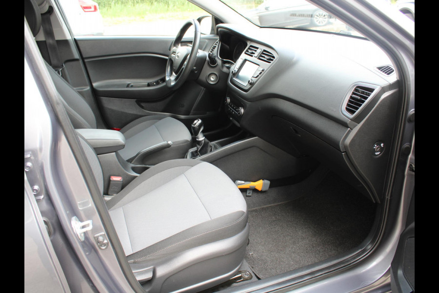 Hyundai i20 1.0 T-GDI Comfort | APPLE CARPLAY / ANDROID AUTO | CRUISE CONTROL |