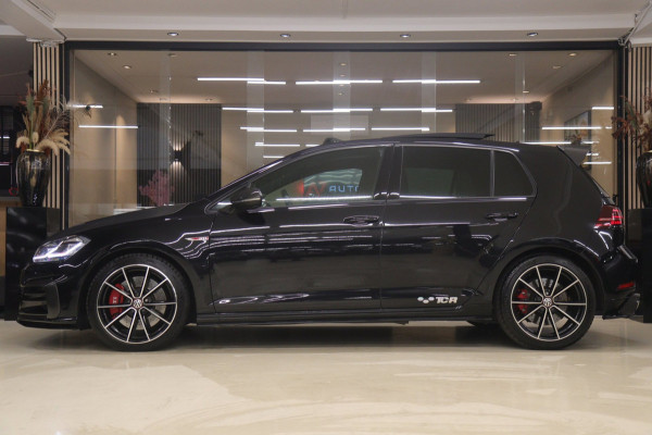 Volkswagen Golf 2.0 TSI GTI TCR /PANO/MILLTEK/CARPLAY/CARBON/KEYLESS/ACC/VOL