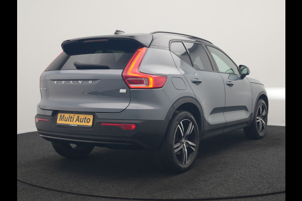Volvo XC40 1.5 T5 Recharge R-Design PHEV 211pk Dealer O.H | Trekhaak Af Fabriek | Adaptive Cruise | Camera | Sportstoelen Memory & Verwarmd | Keyless | BLIS | Apple Carplay | Stuurverwarming | Pilot Assist | Virtual | Navigatie | DAB | 19"L.M | Plug In Hybrid |